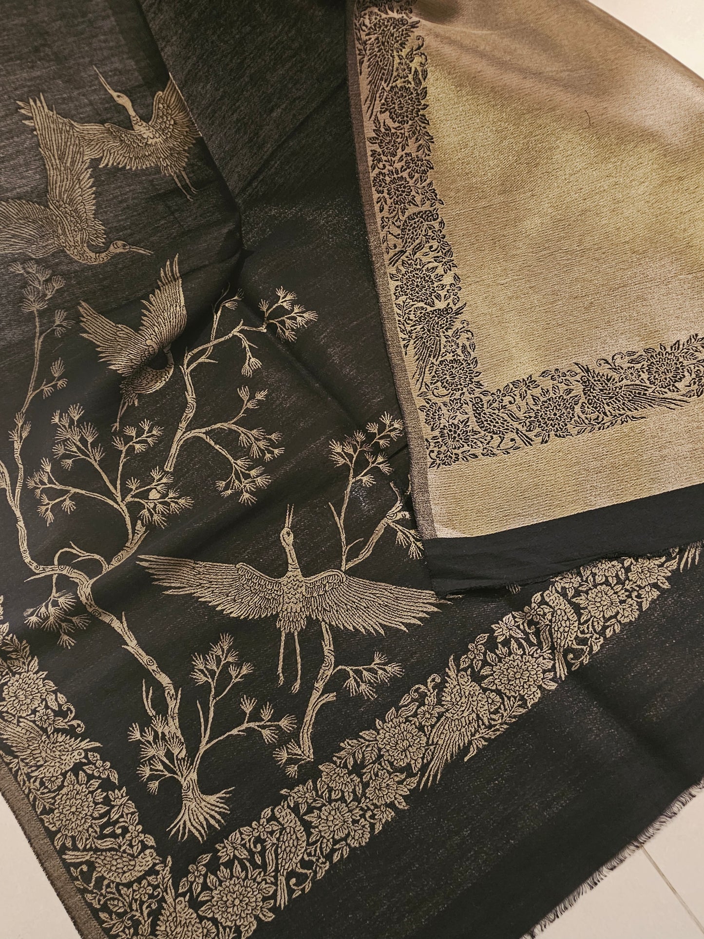 Reversible moonlight paper kaani shawl