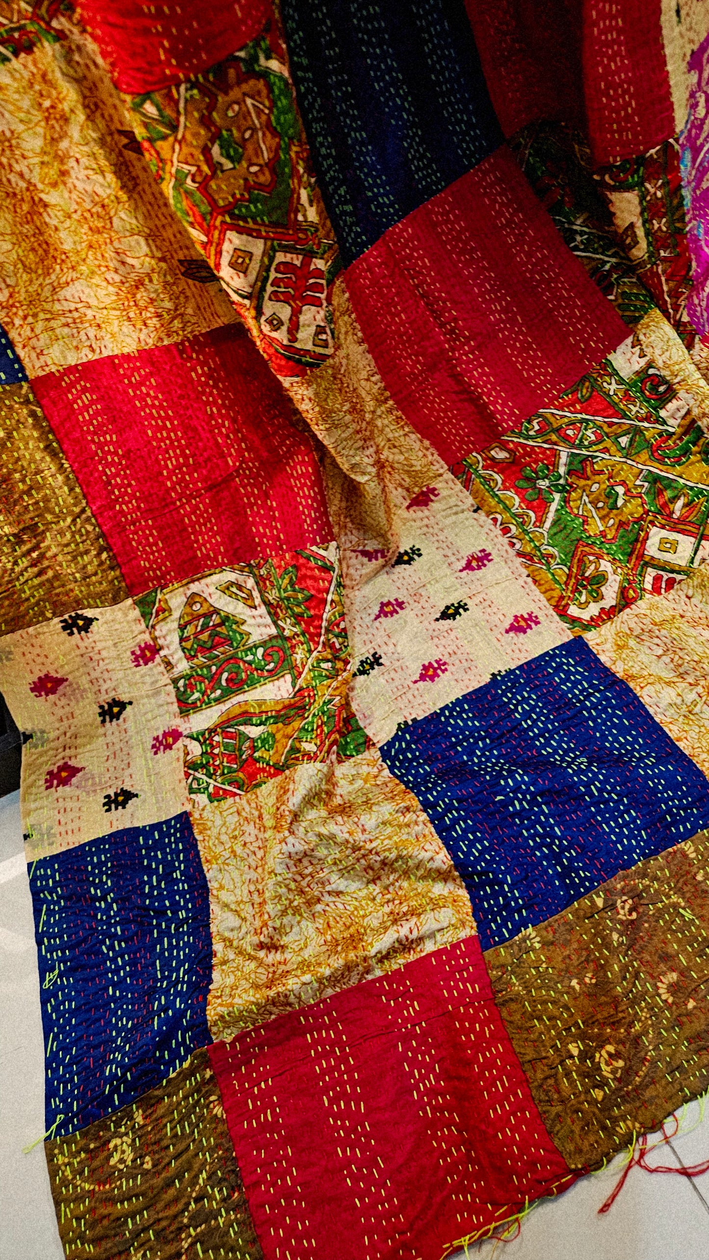 Hand embroidered rilli duapta
