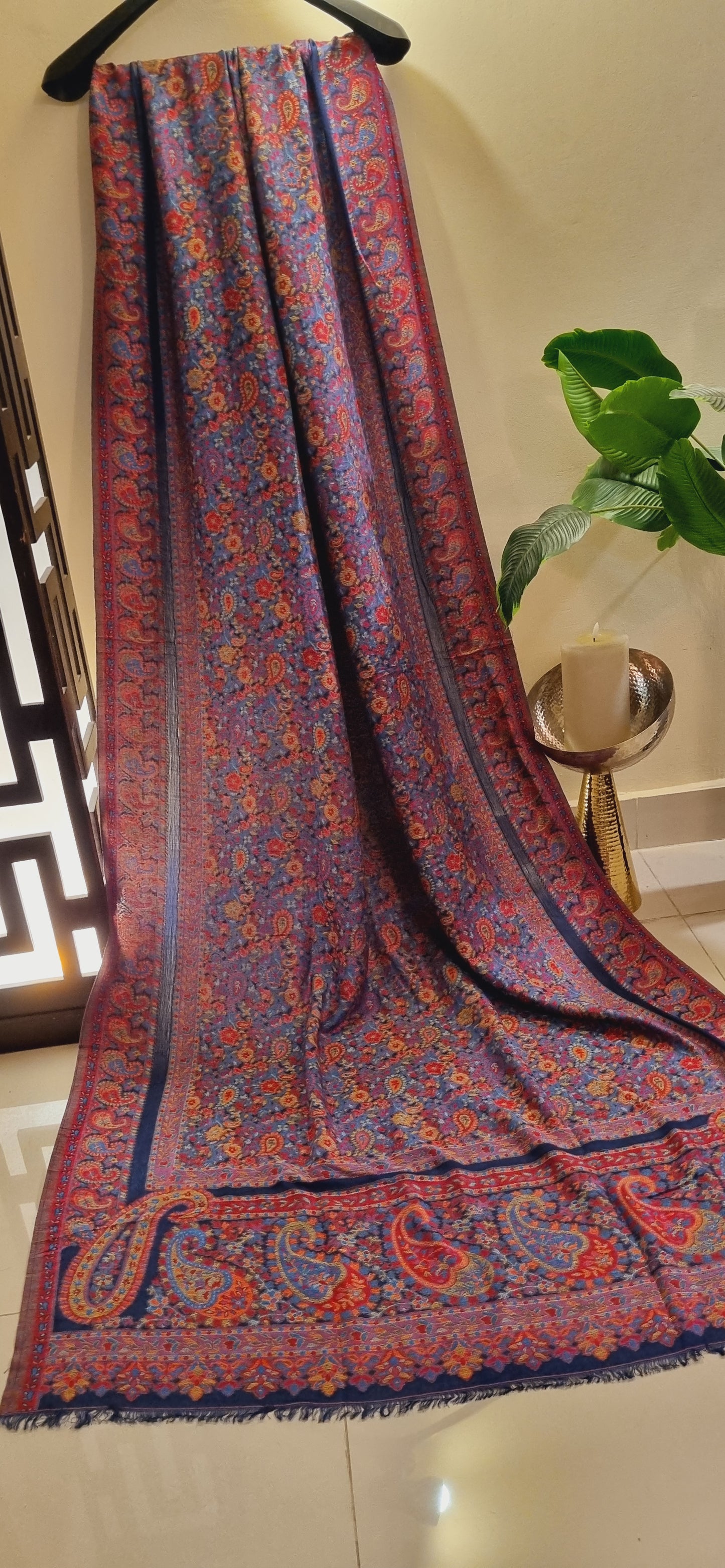 Woollen pashmina kaani shawl