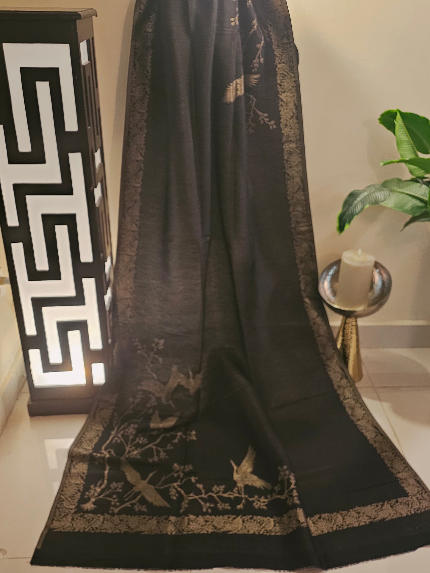 Reversible moonlight paper kaani shawl