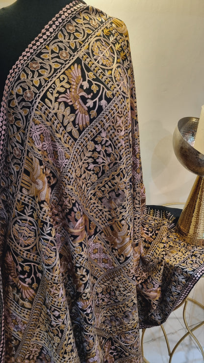 Embroidered pashmina shawl