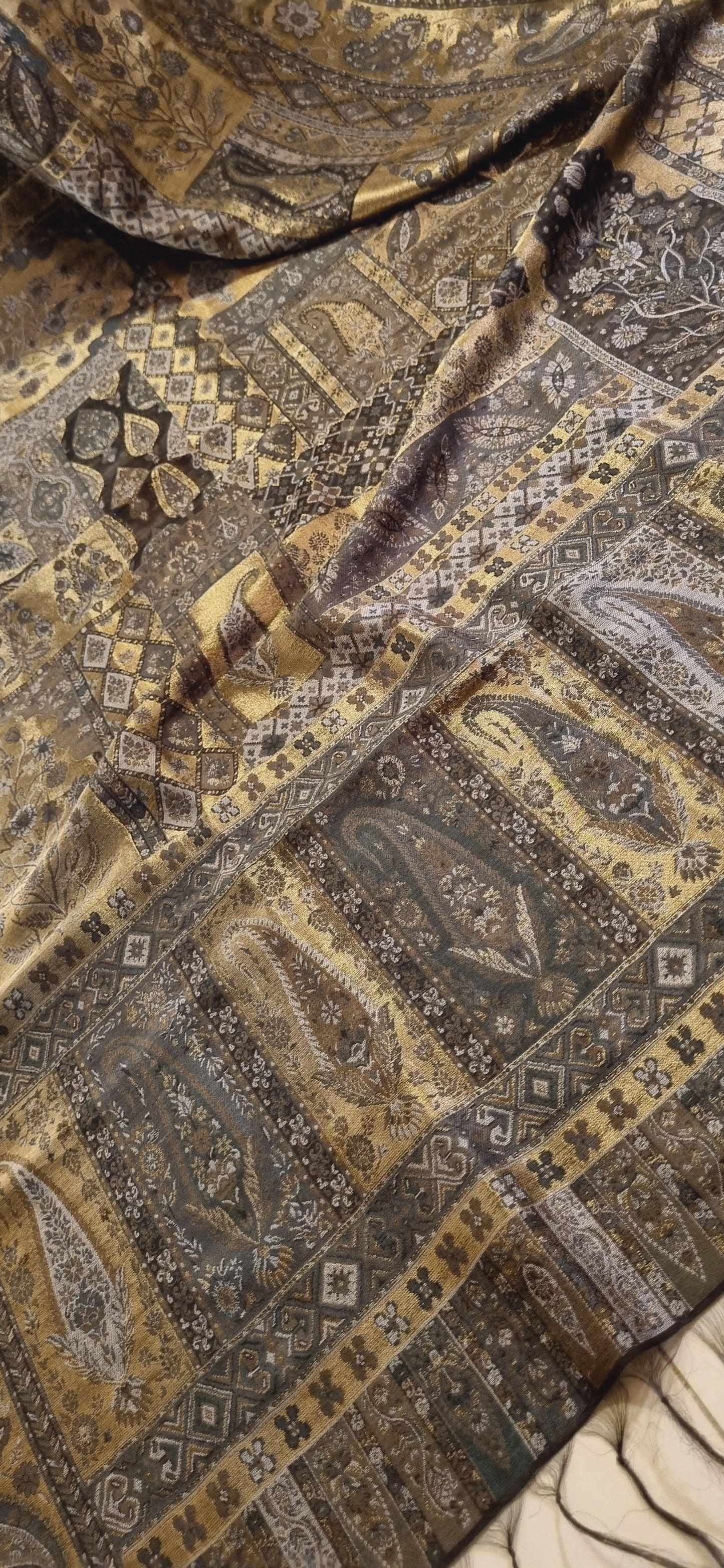 Mariana's moonlight silky kaani shawl