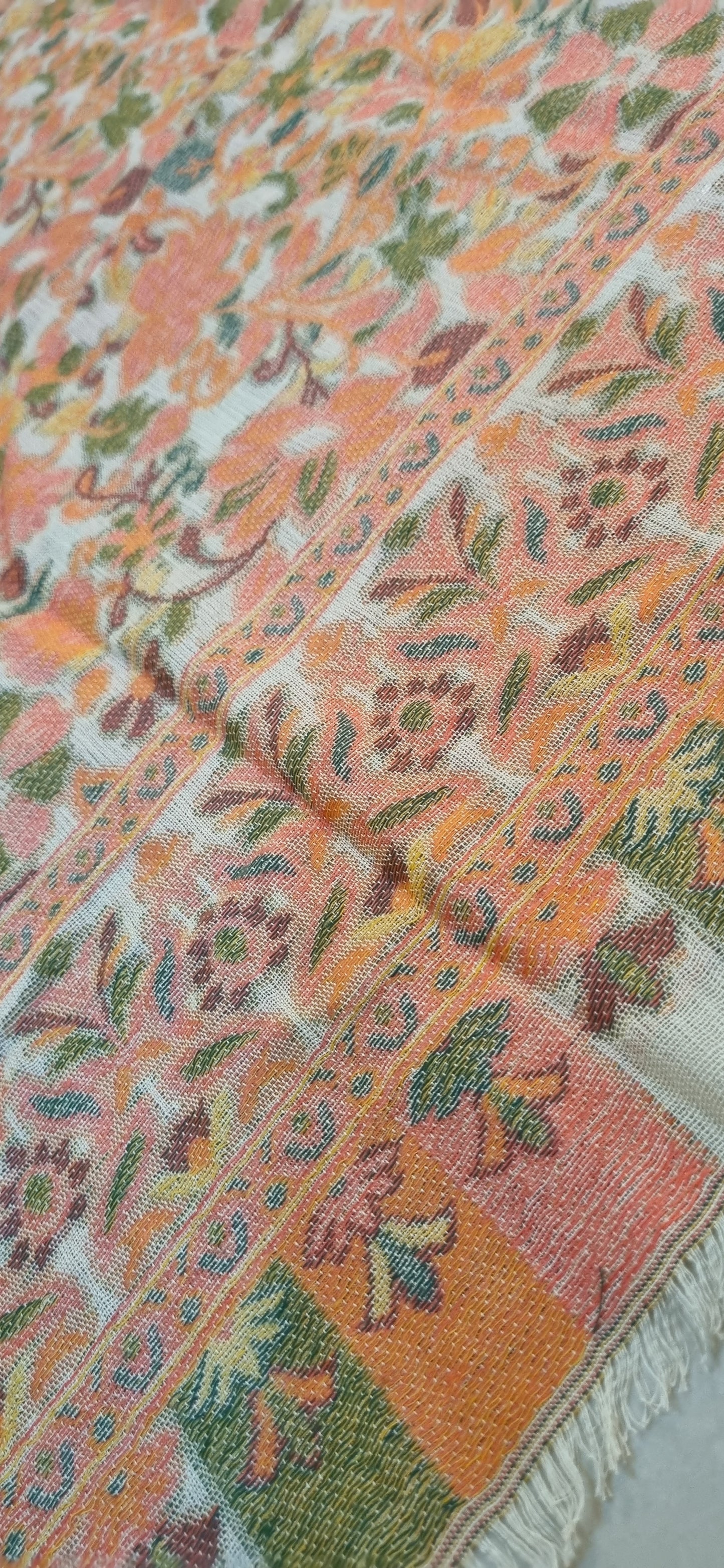 Woolen pashmina kaani shawl