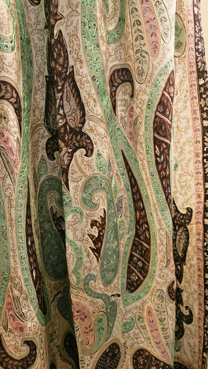 Reelkar embroidered minishawl: Pashmina