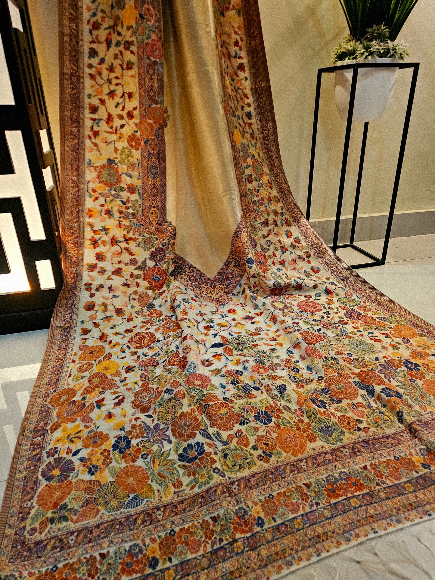 Silky moonlight kaani shawl/ dupata