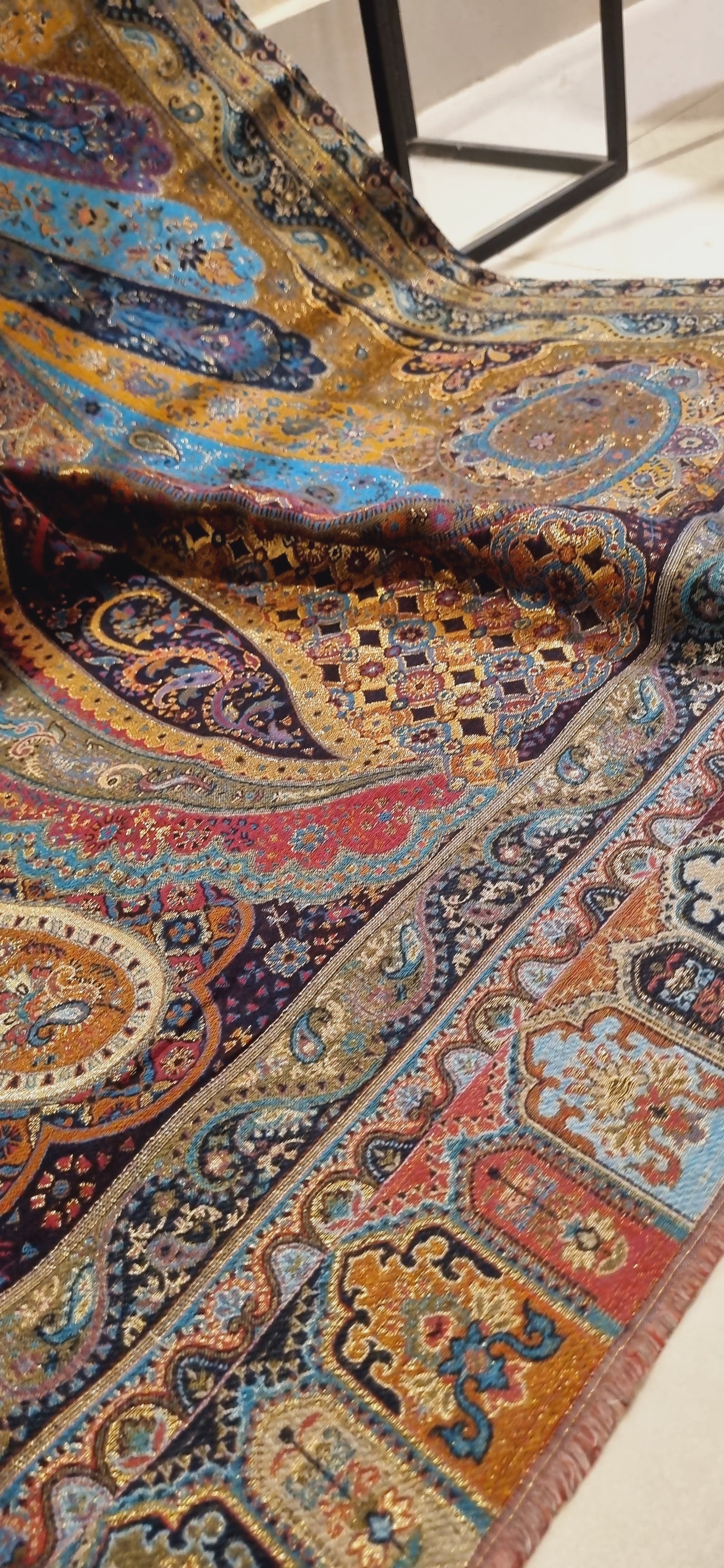 Pashmina kaani with zaree