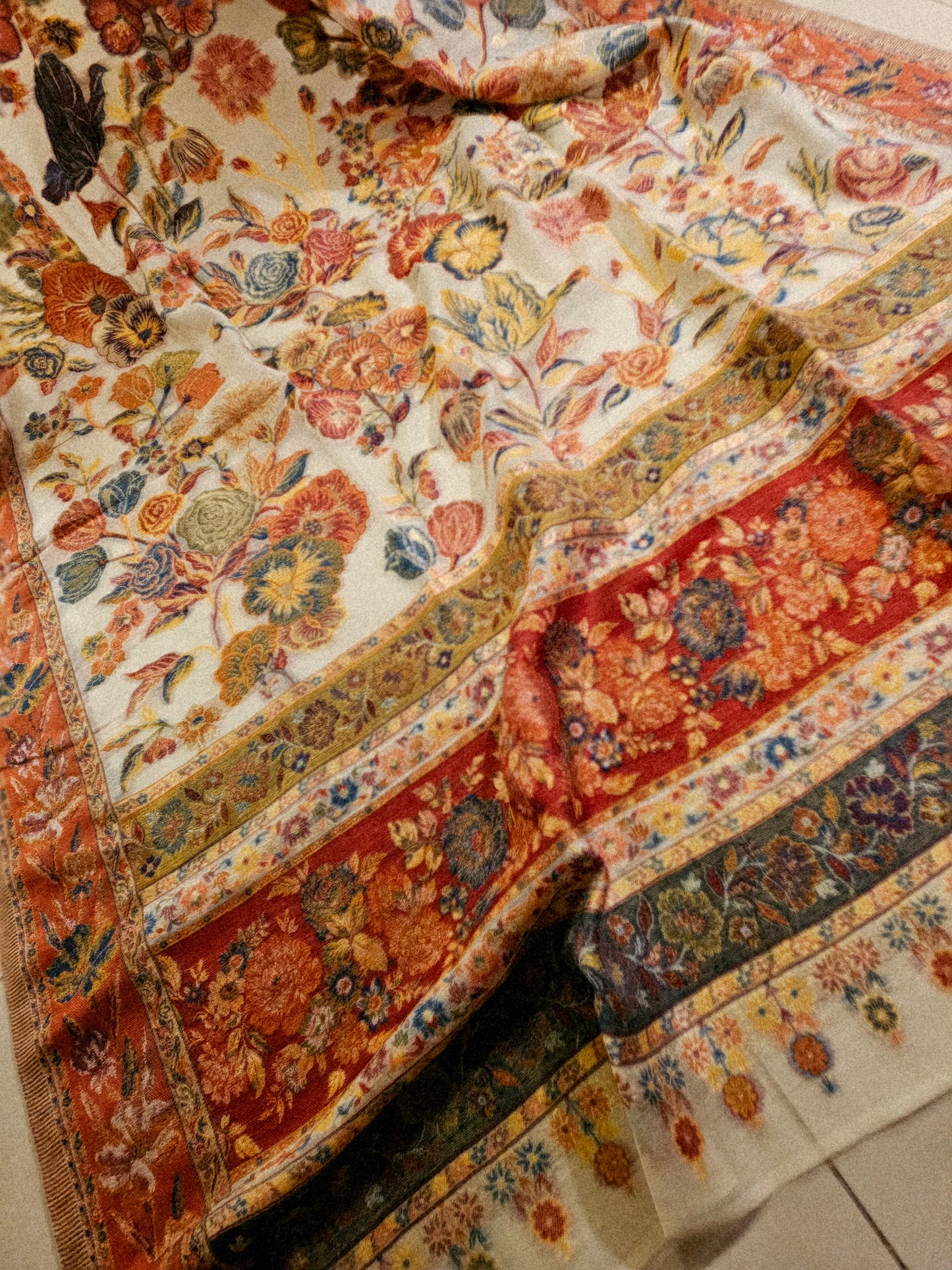 Silk kaani dupata