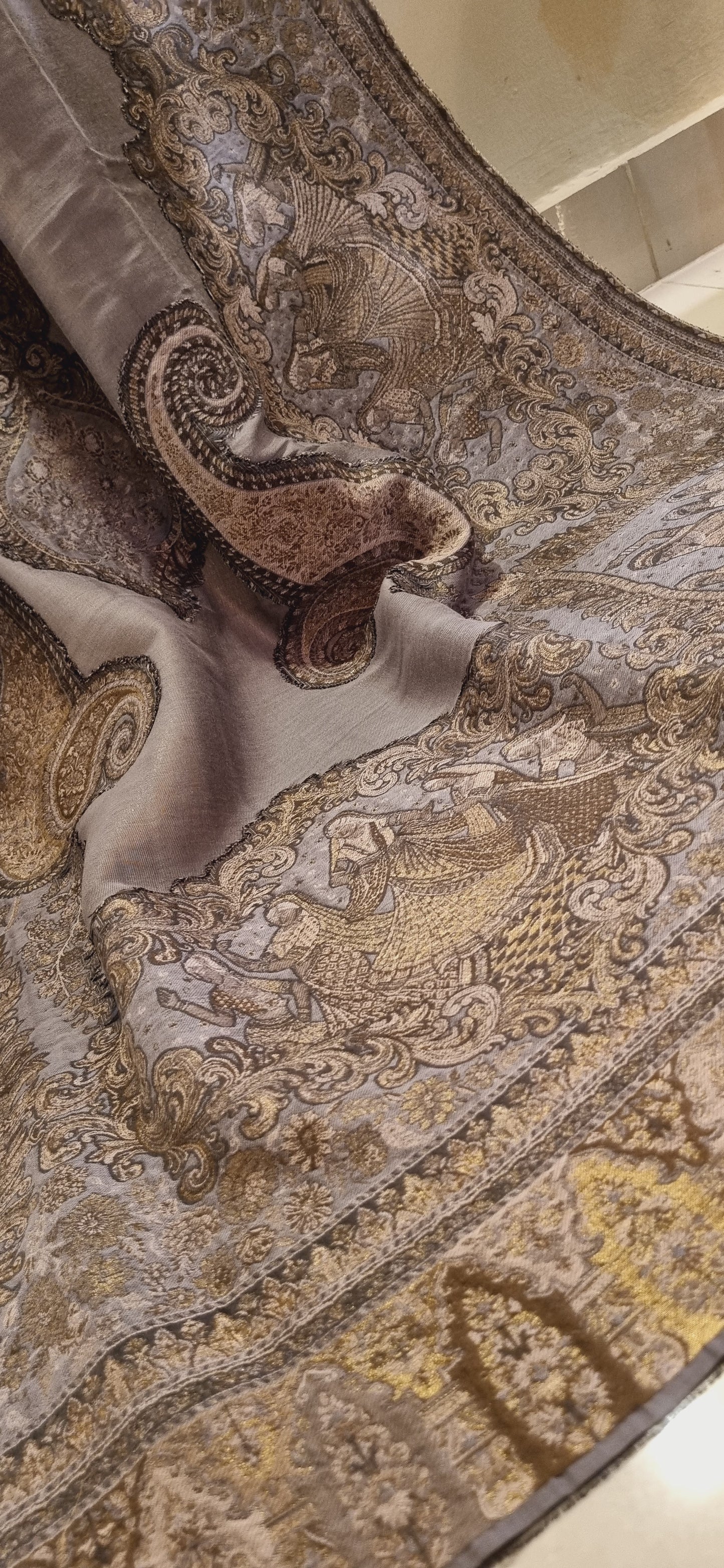 Umrao Jan Reversible Moonlight kaani