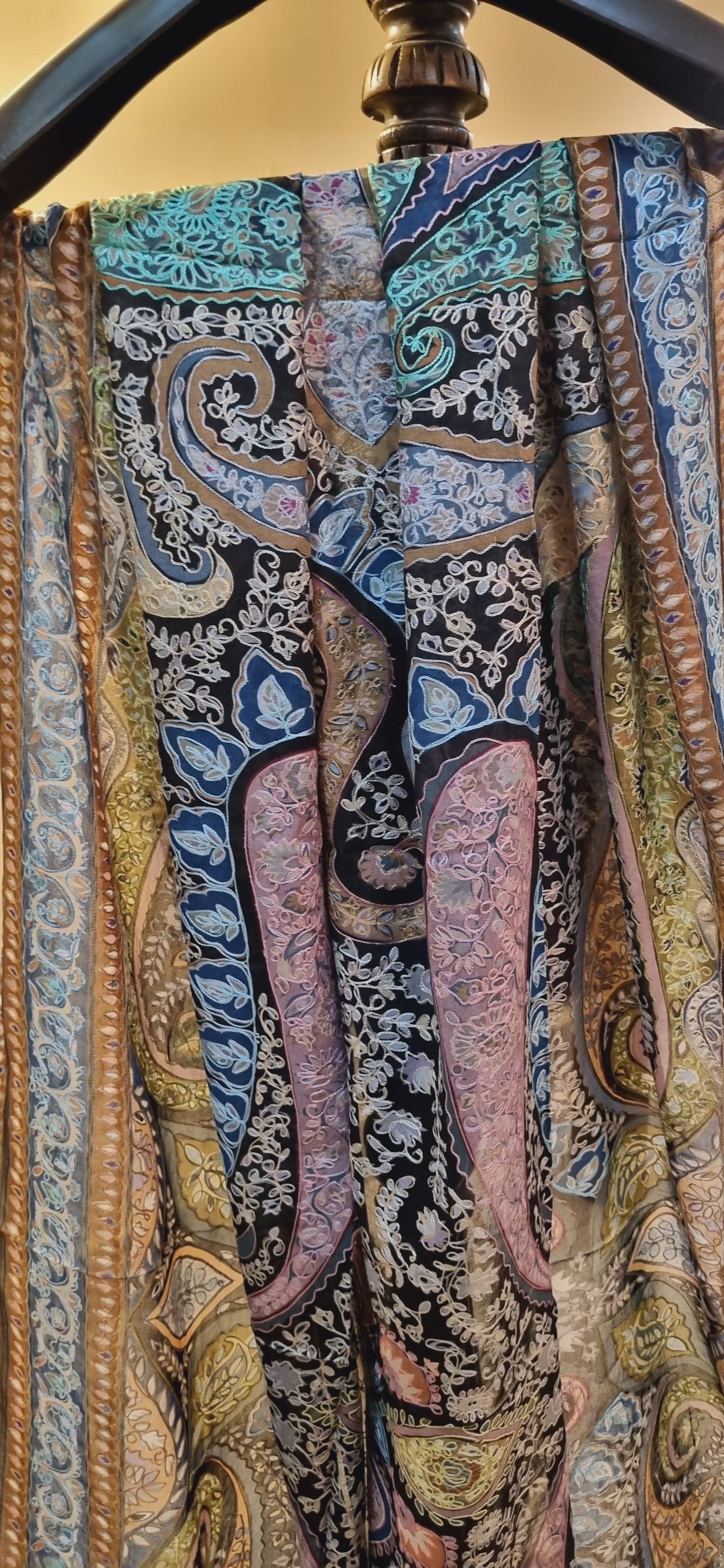 Silk Reelkar shawl