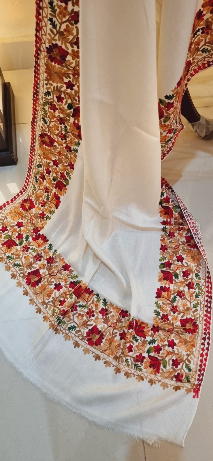 Embroidered minishawl