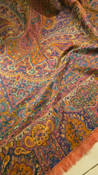 Reversible Persian kaani: Pashmina