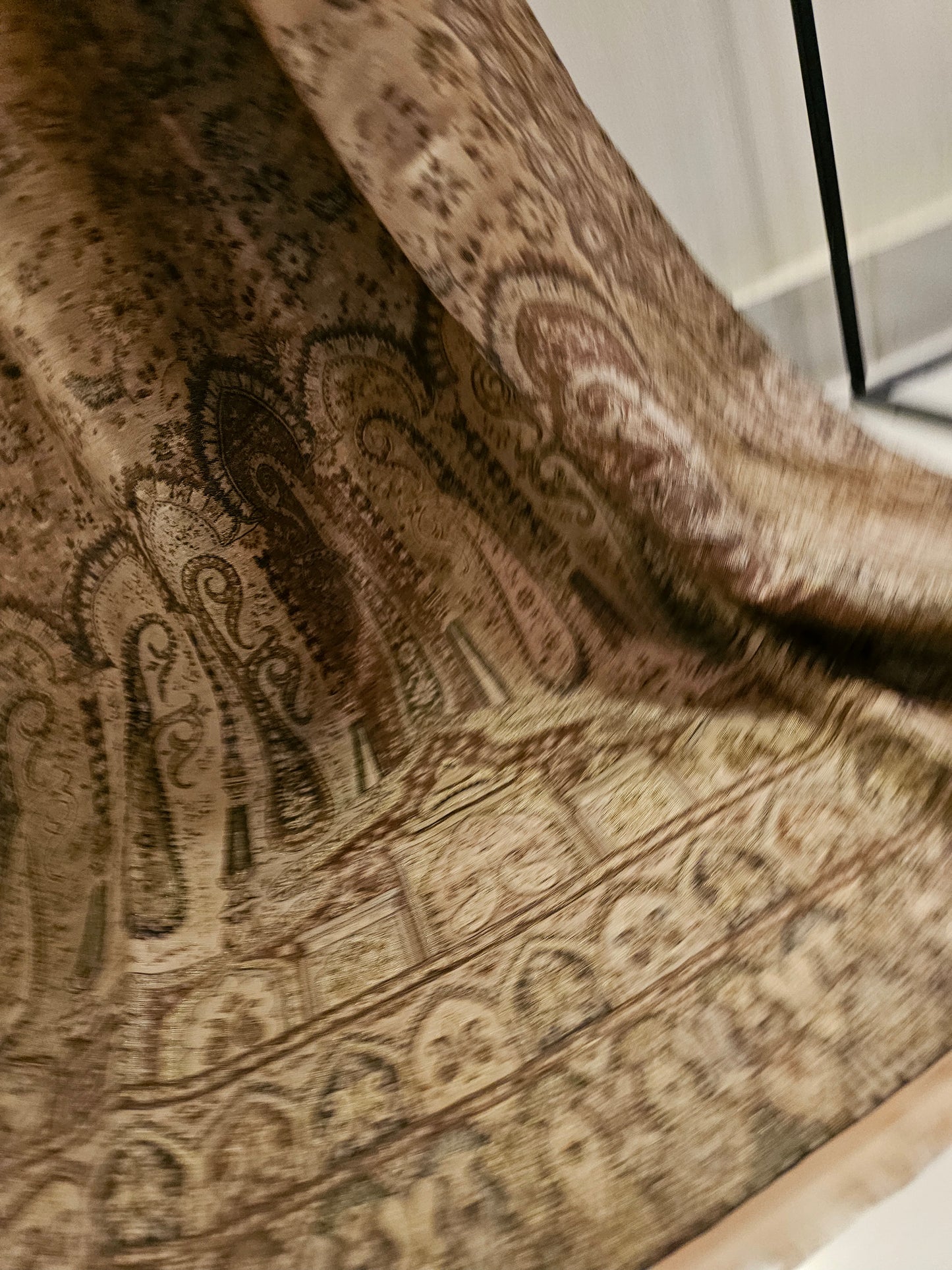 Reversible moonlight gandhara kaani shawl