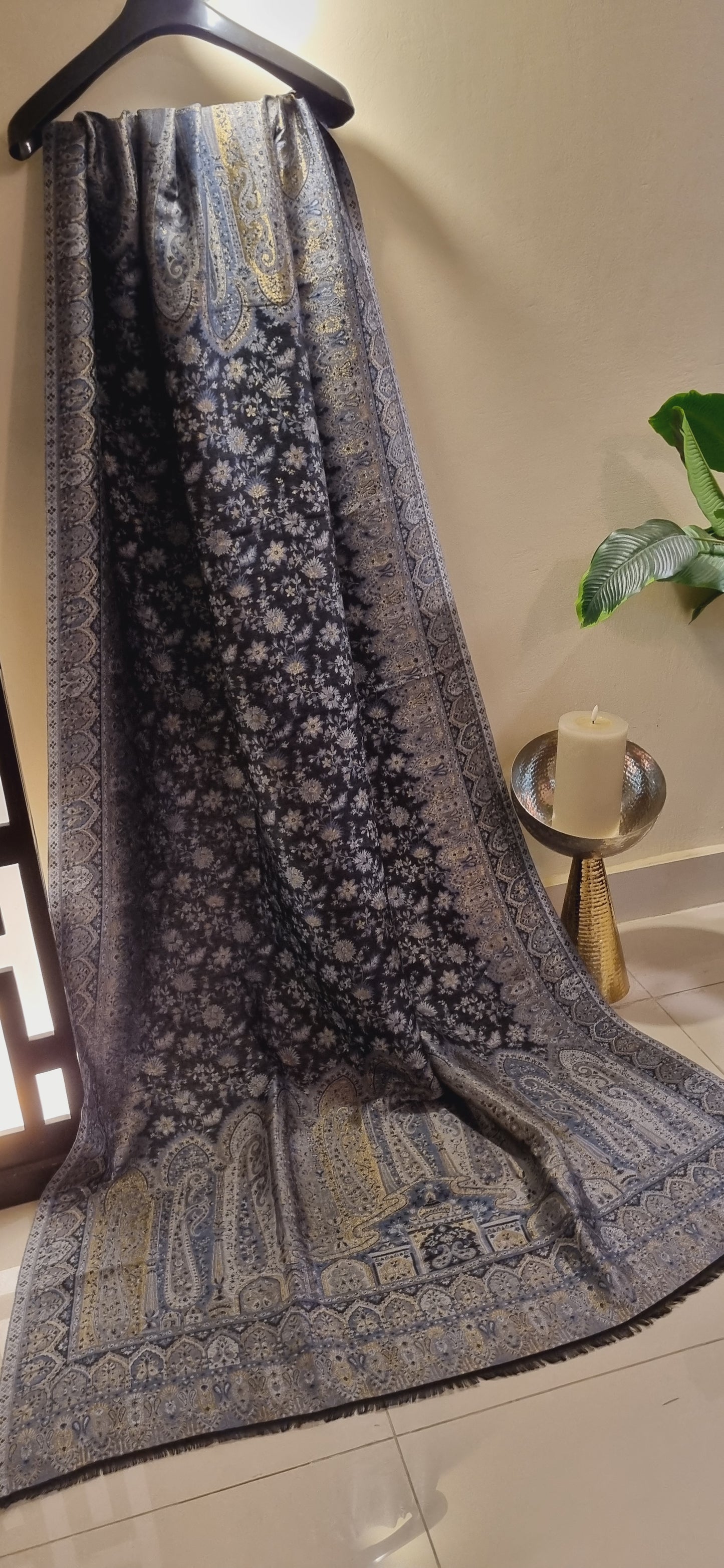 Reversible Moonlight gandhara kaani shawl