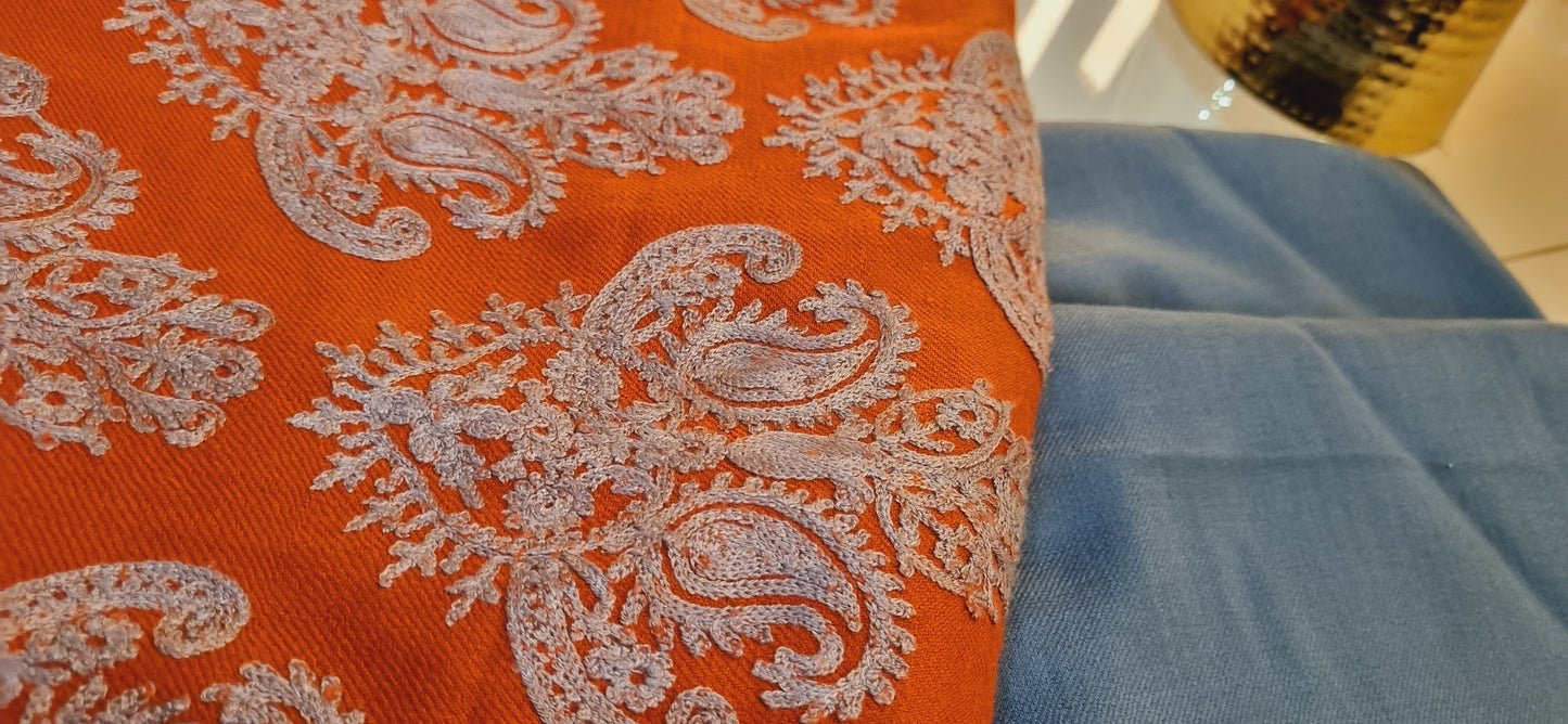 Pashmina embroidered