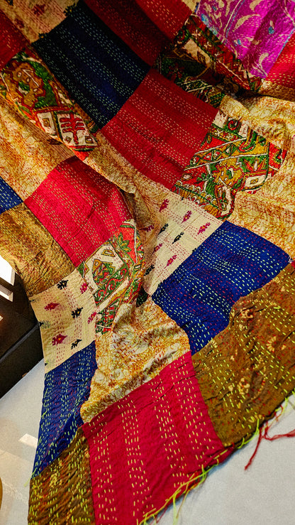 Hand embroidered rilli duapta