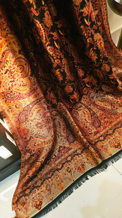 Moonlight reversible gandhara kaani: Pashmina