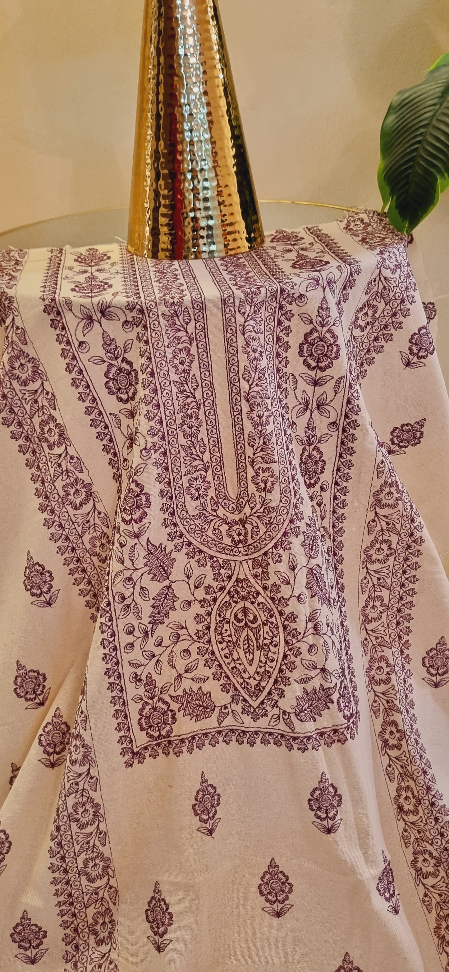 Khaddar karandi embroidered three piece