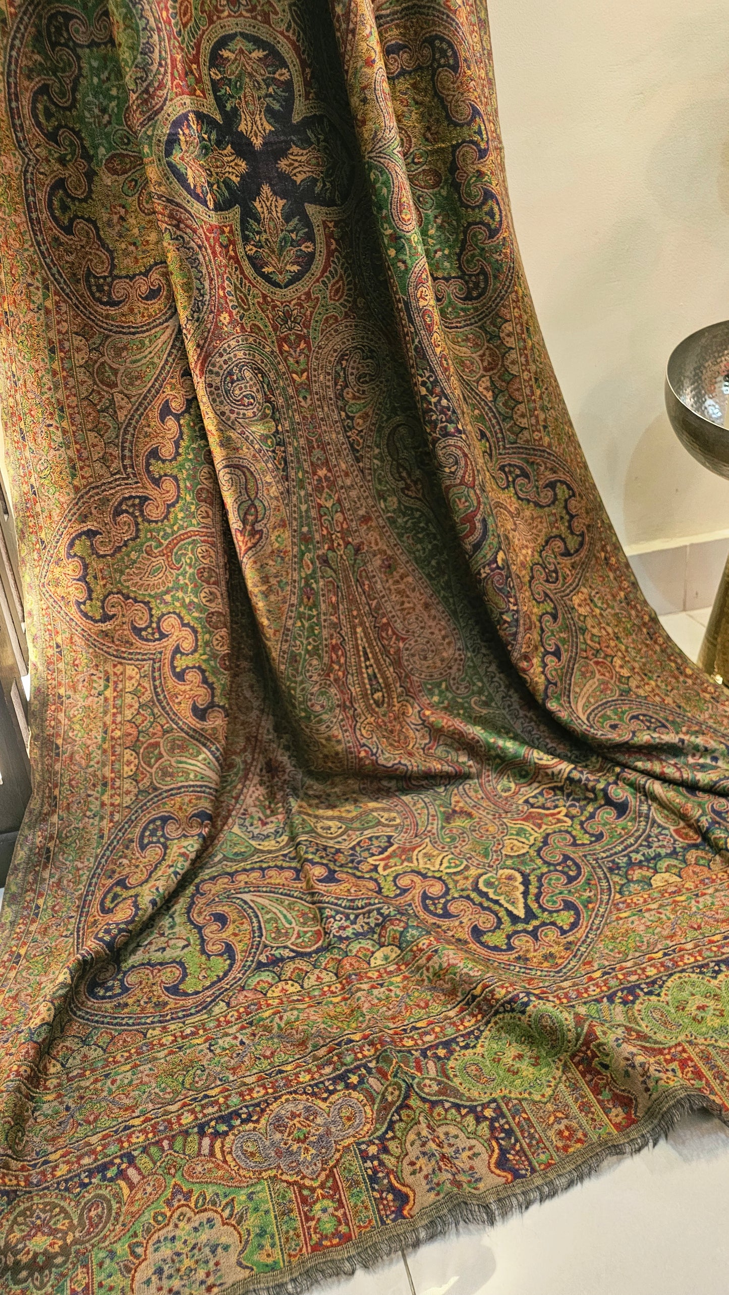 Persian reversible kaani: Pashmina