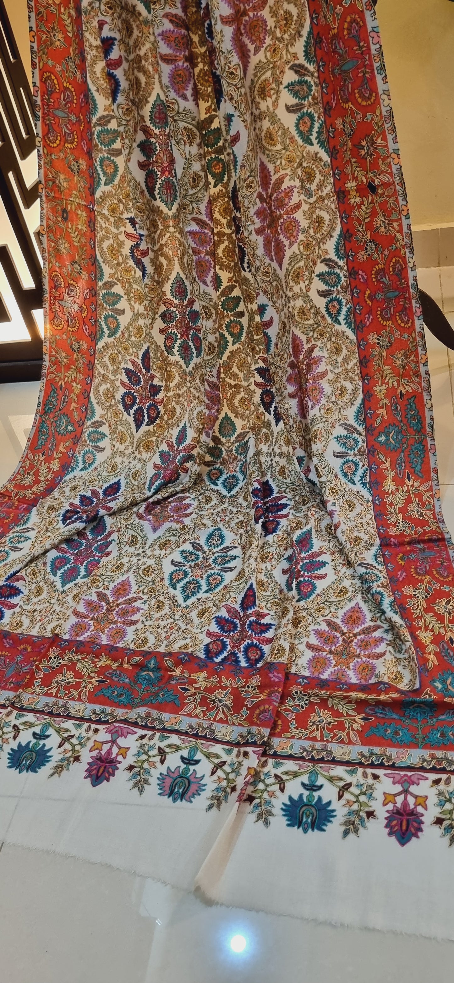 Reelkar pashmina shawl