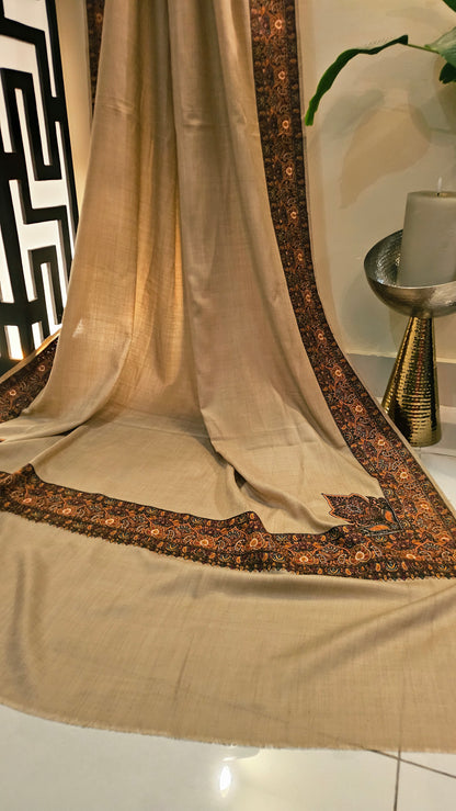 Papermachi embroidered: Pashmina