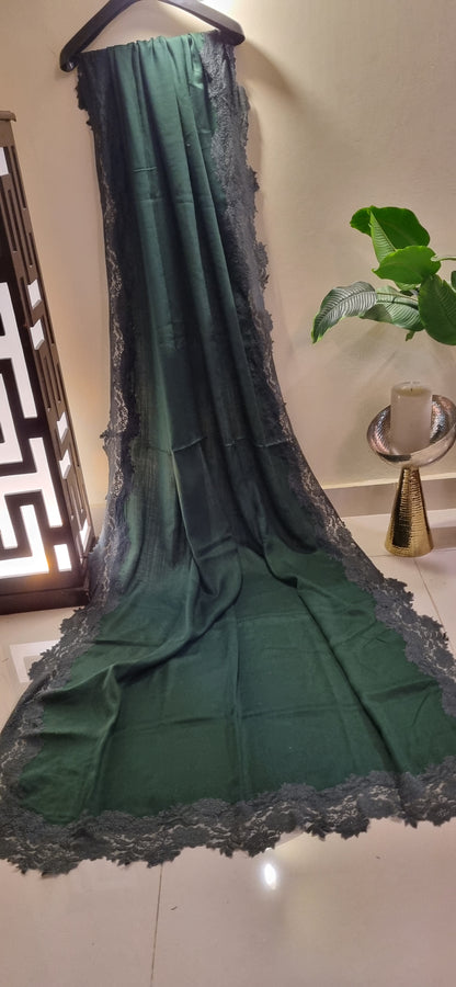 Pashmina chantilly shawl