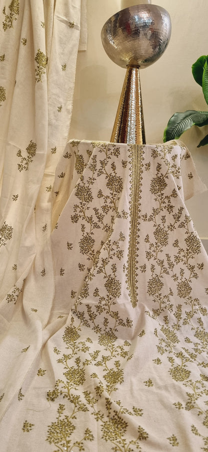 Khaddar karandi embroidered three piece suit