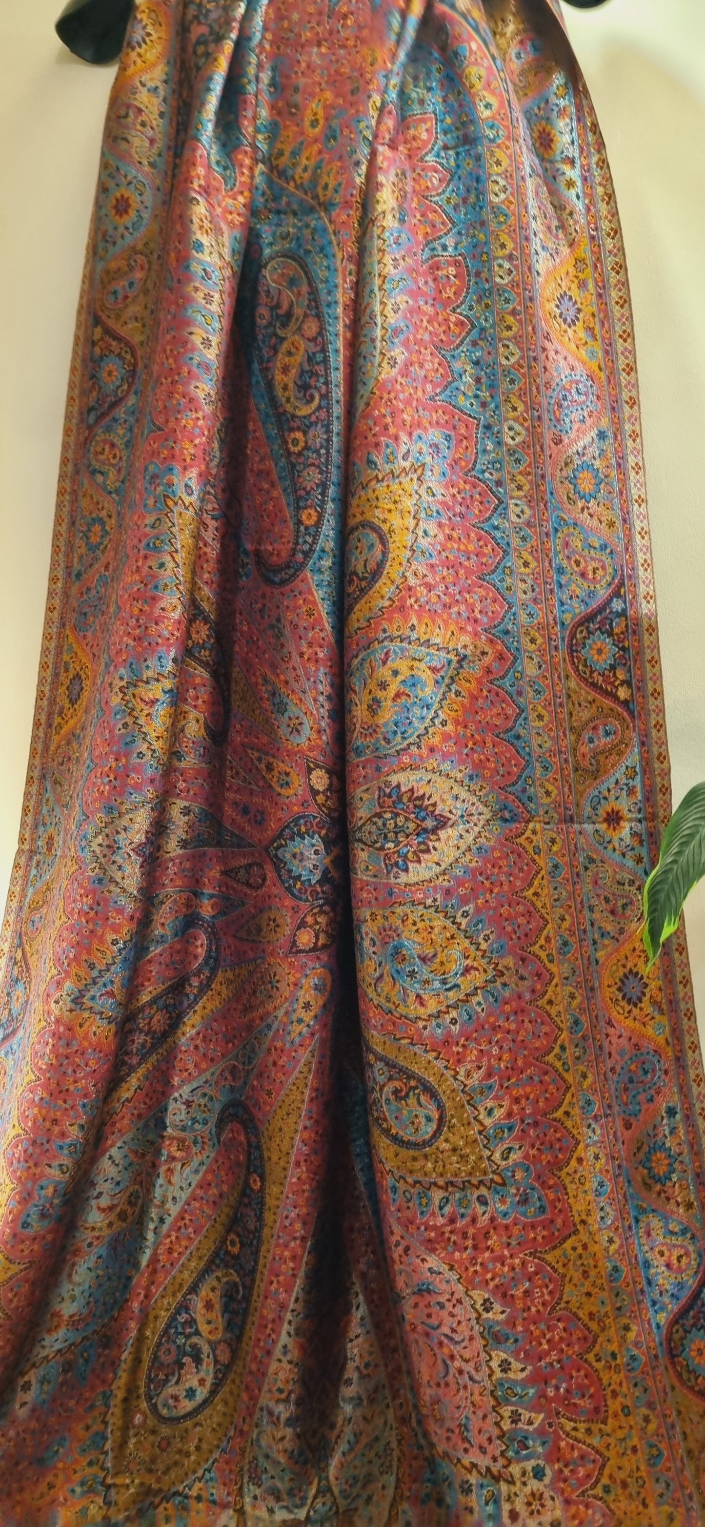 Reversible Moonlight gandhara kaani pashmina shawl