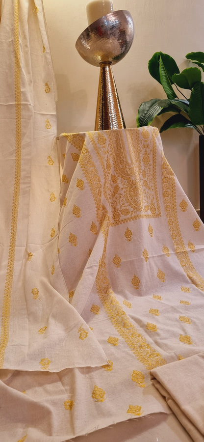 Khaddar karandi embroidered three piece