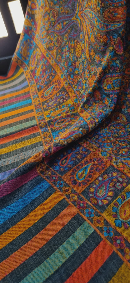 Toosh kaani shawl