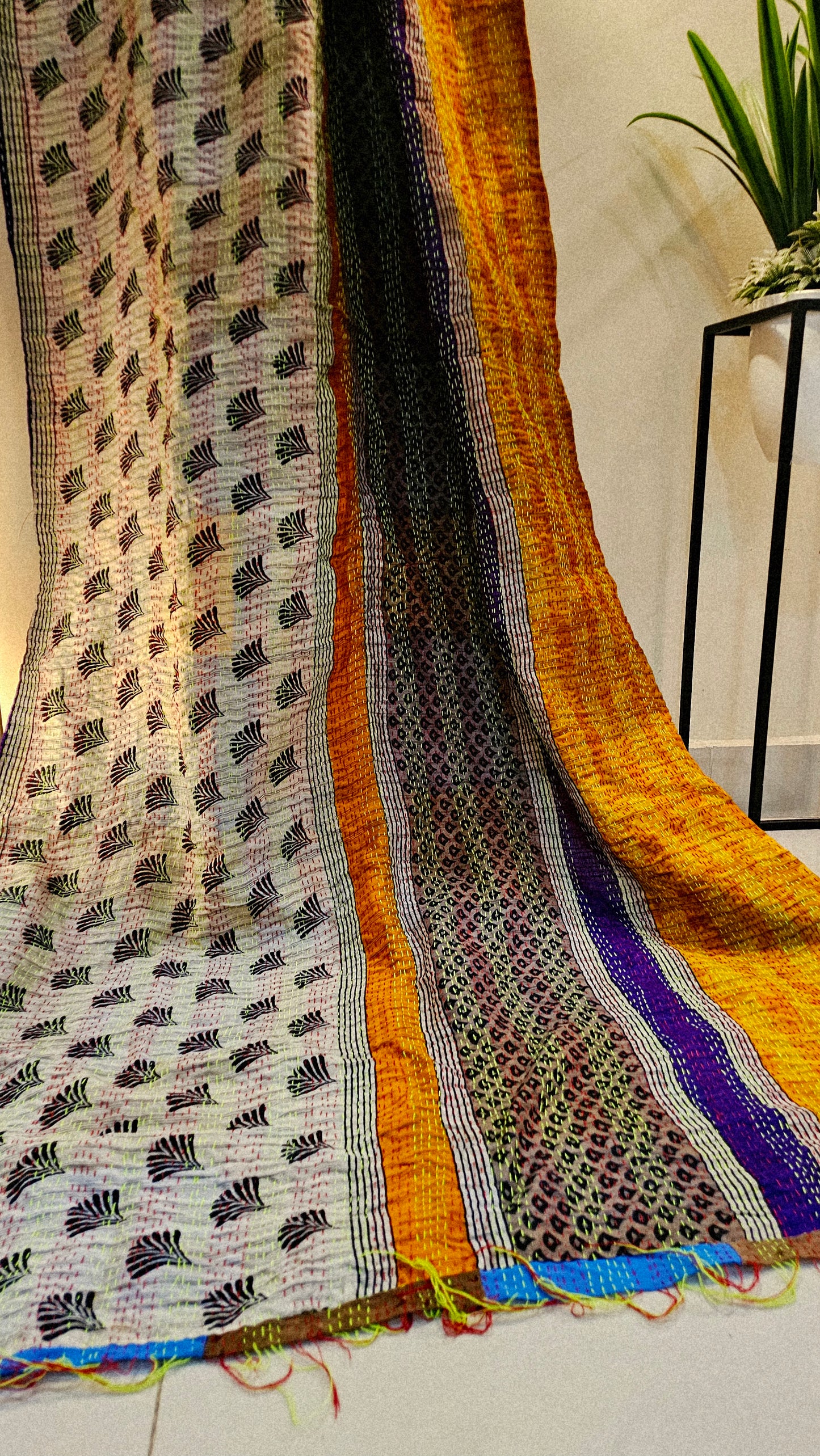 Rilli hand embroidered duapta