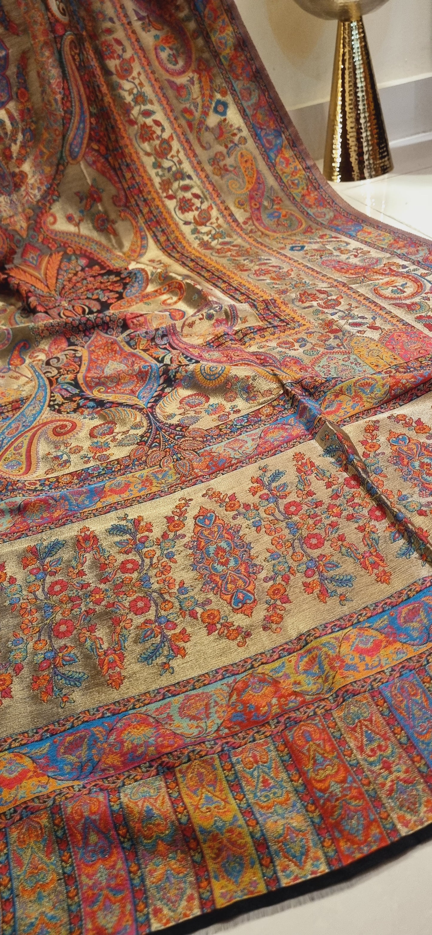 Silky moonlight pashmina