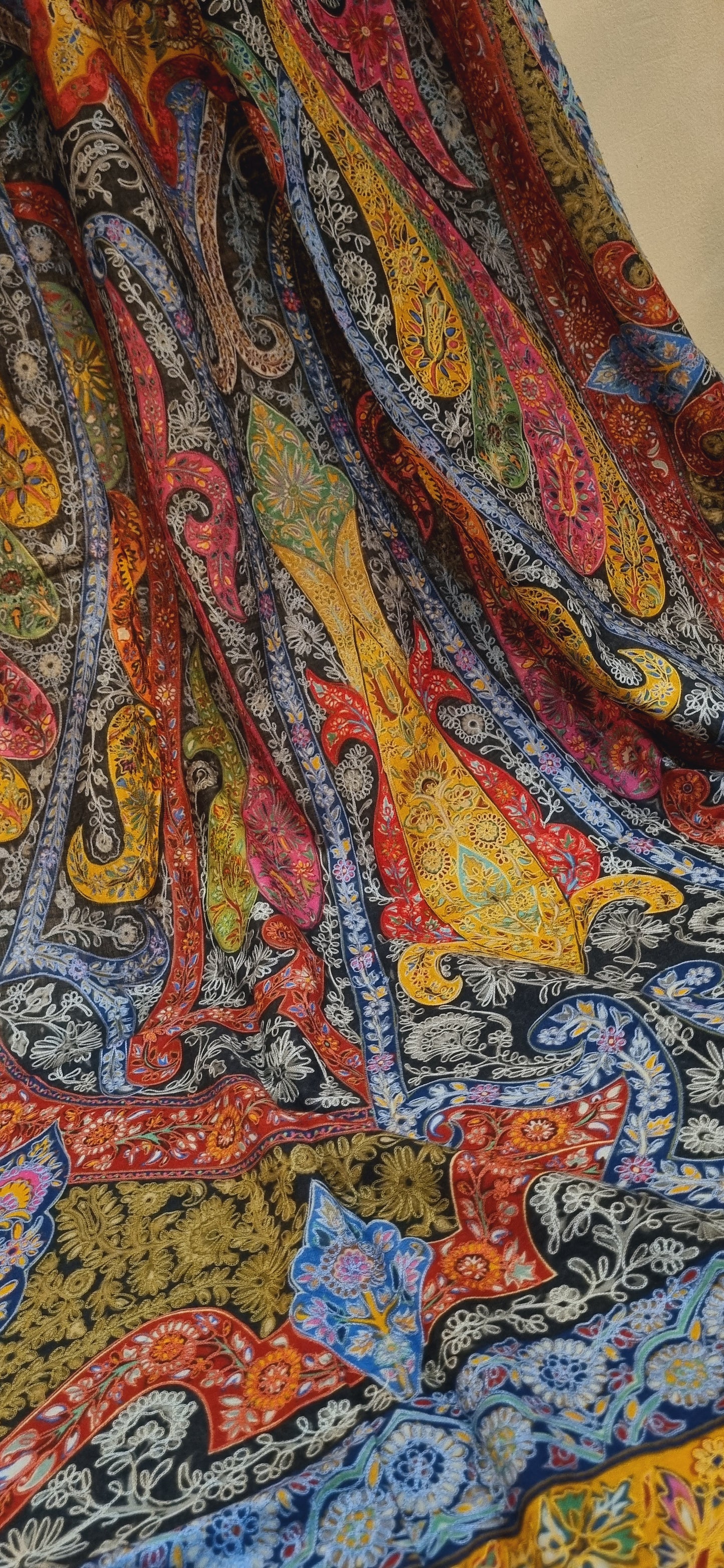 Reelkar pashmina shawl