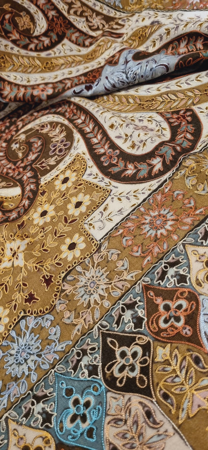 Reelkar embroidered pashmina shawl