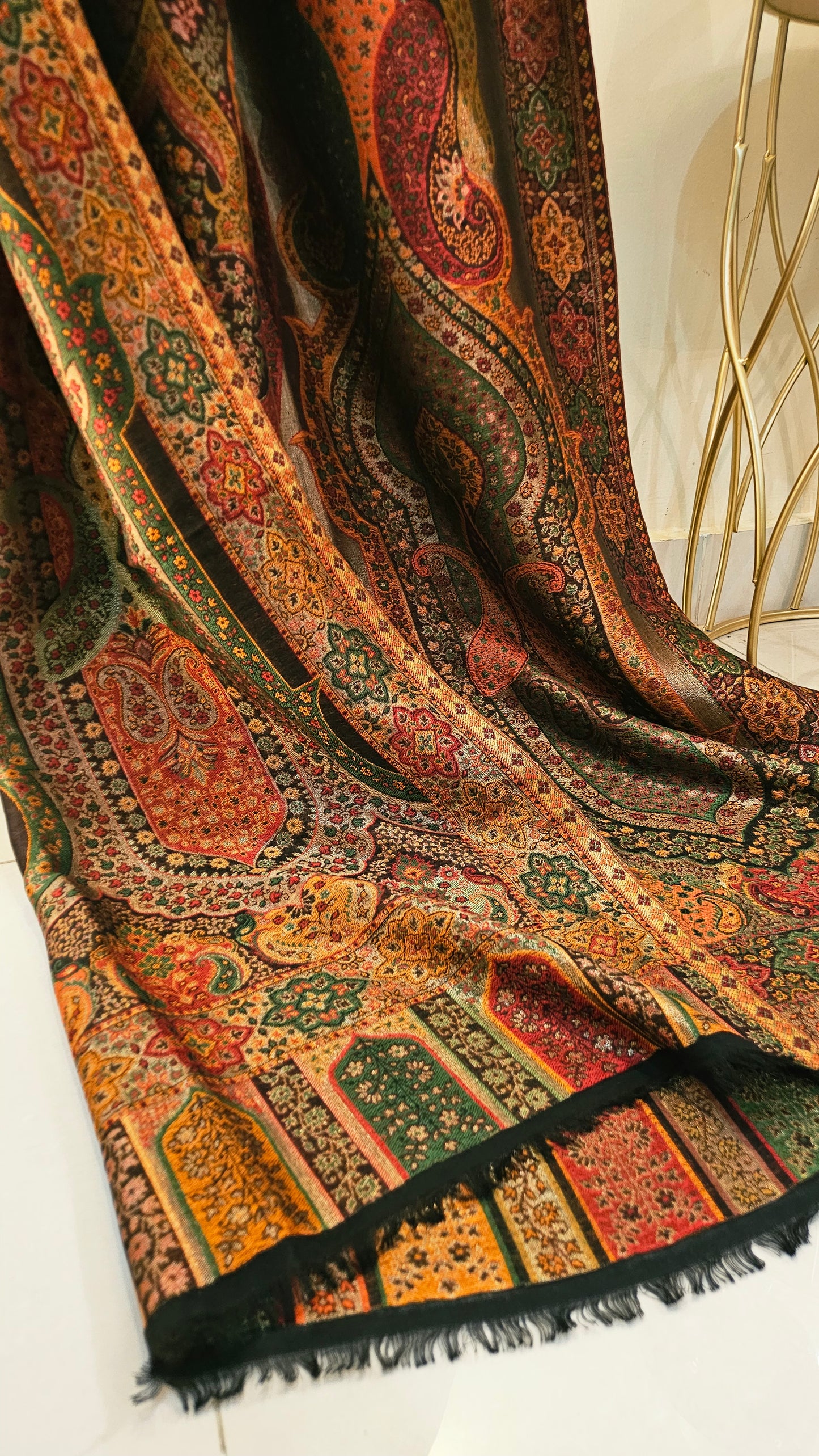 Reversible moonlight gandhara kaani shawl: Pashmina