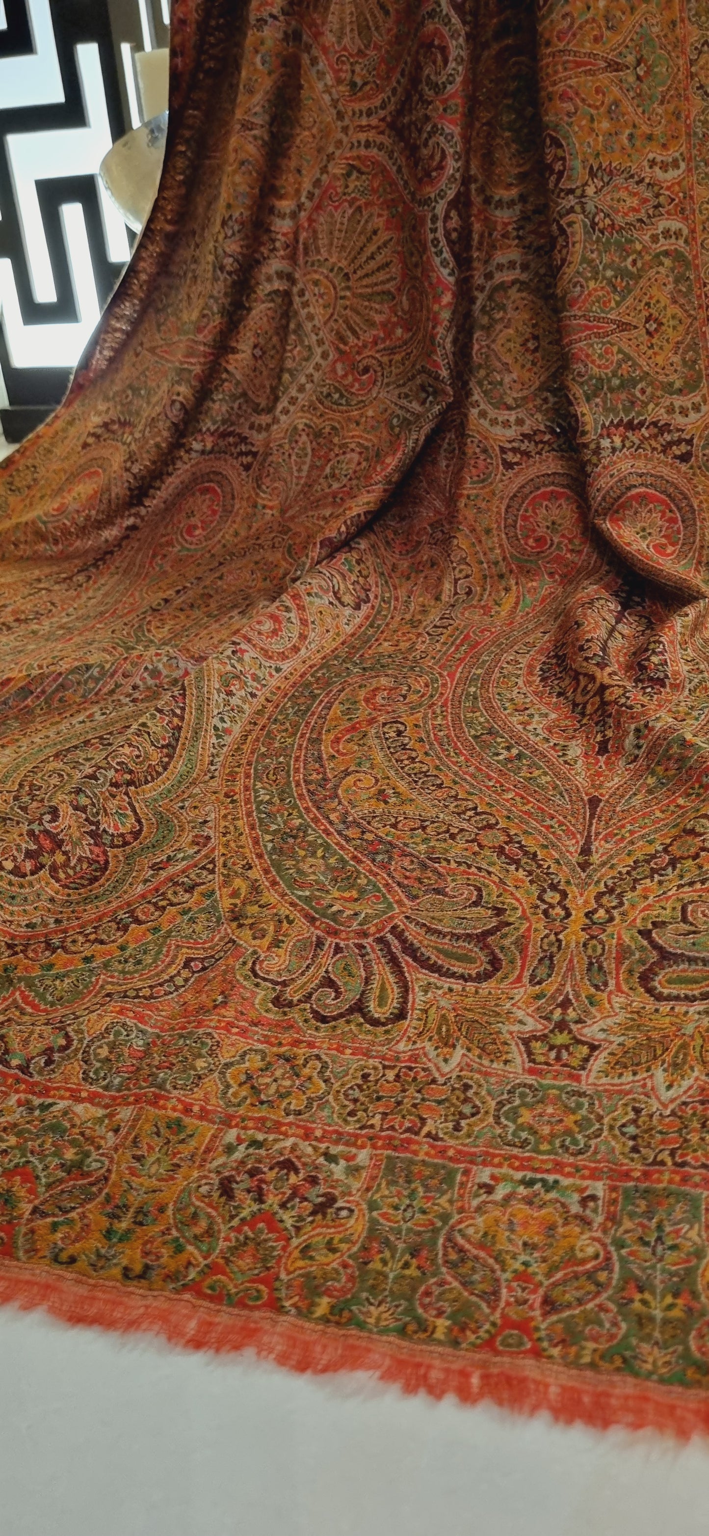 Reversible persian kaani pashmina