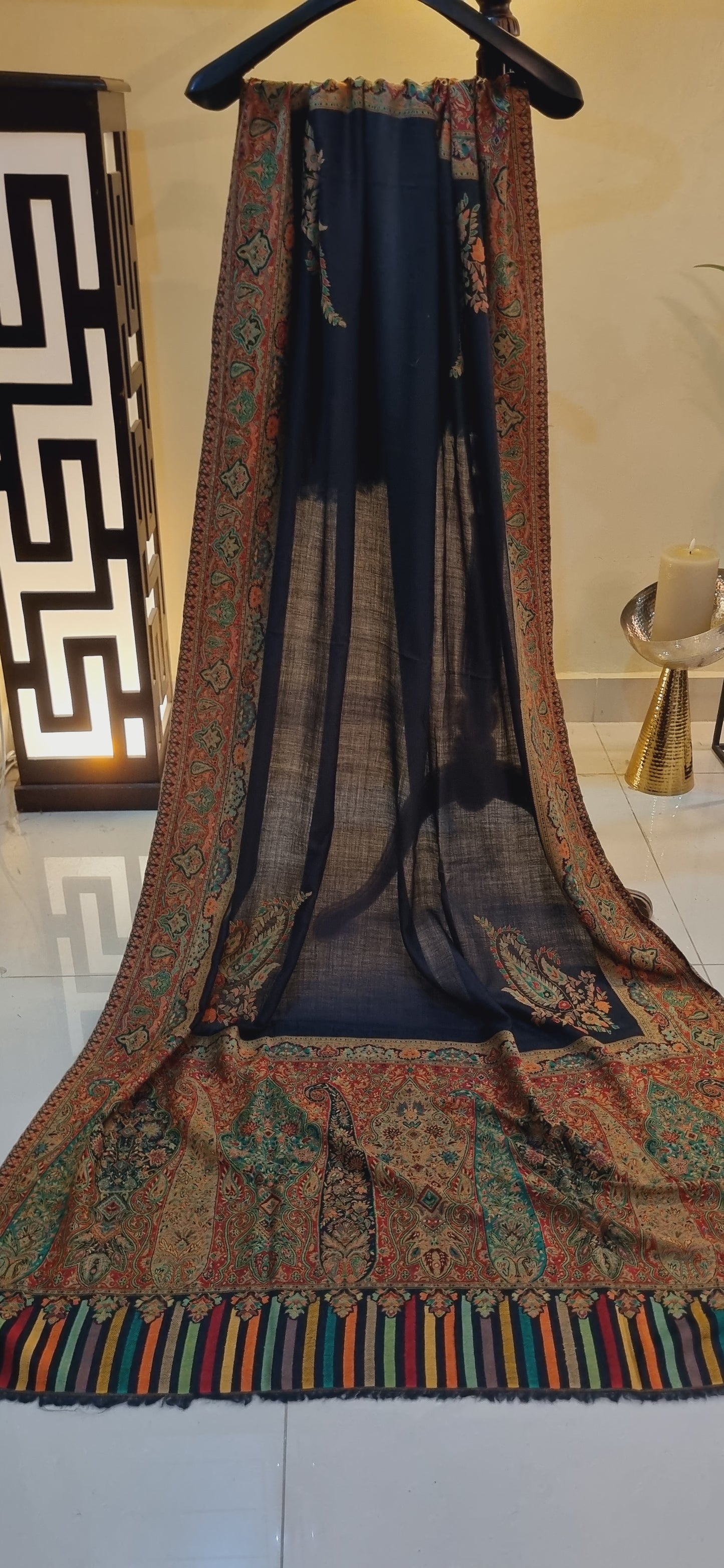 Toosh kaani shawl
