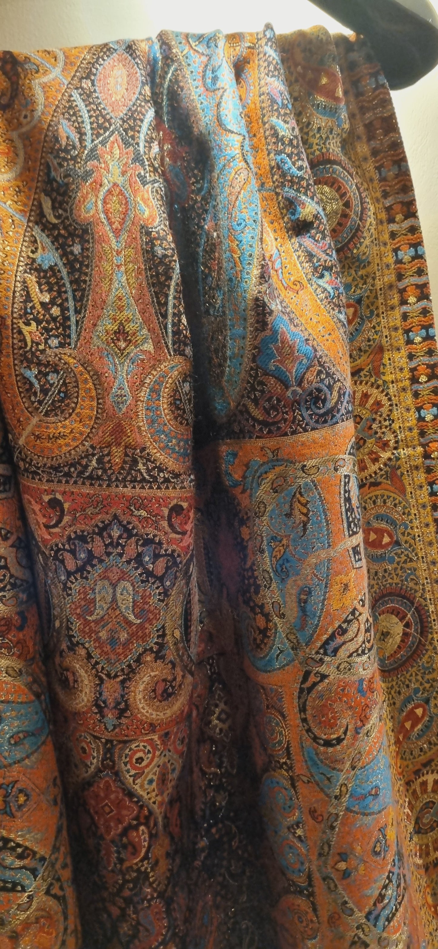 Zaree kaani shawl: Pashmina