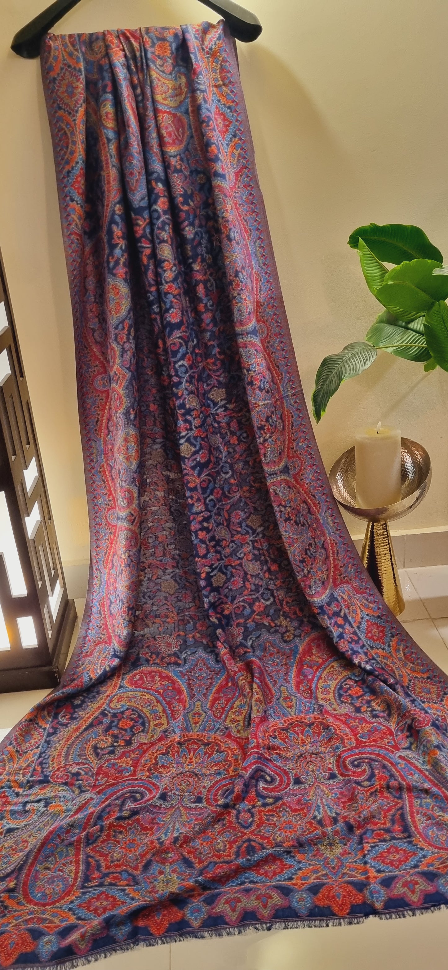 Woollen pashmina kaani shawl