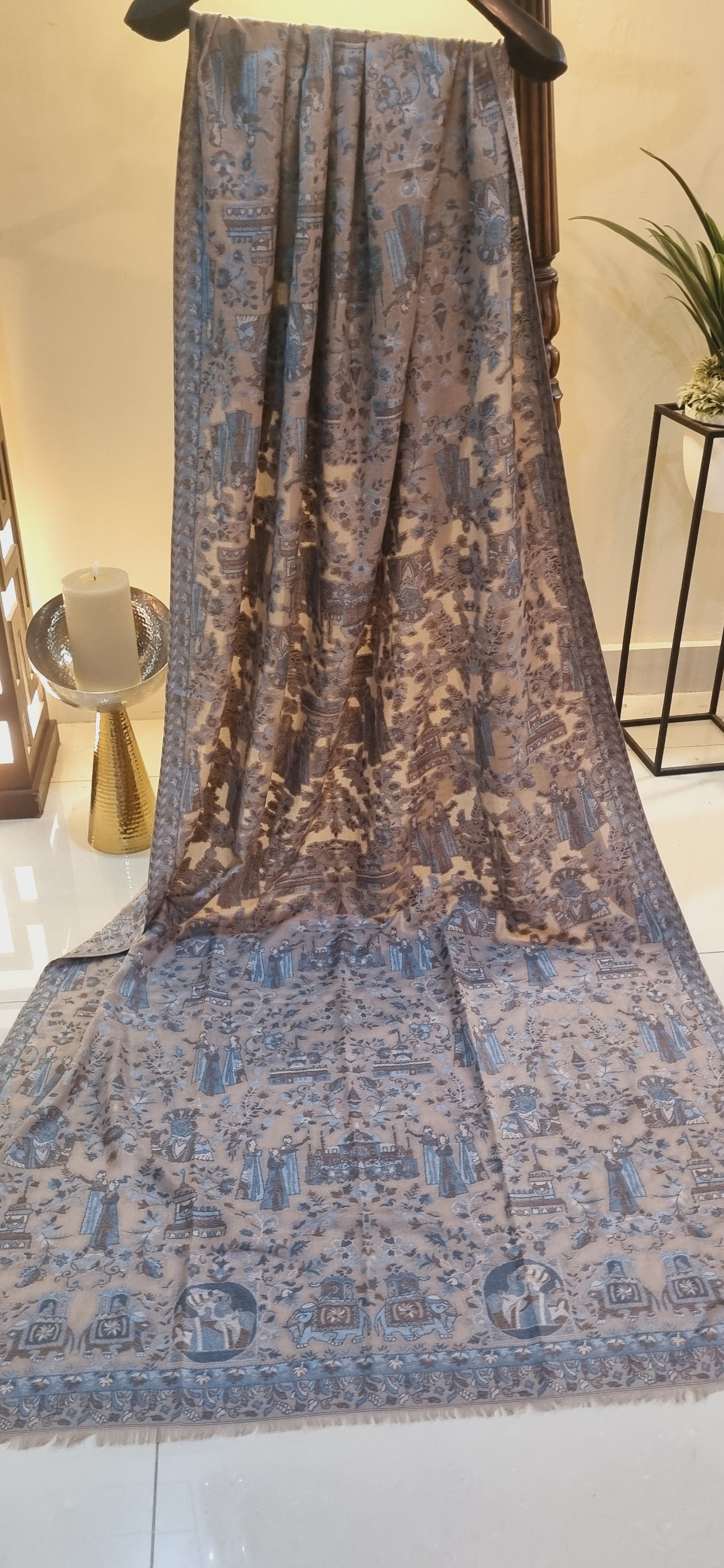 Woollen pashmina kaani shawl