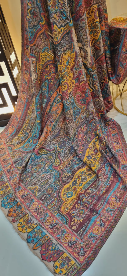 Toosh Kaani shawl