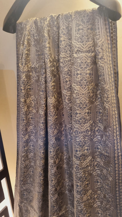 Pashmina shawl embroidered