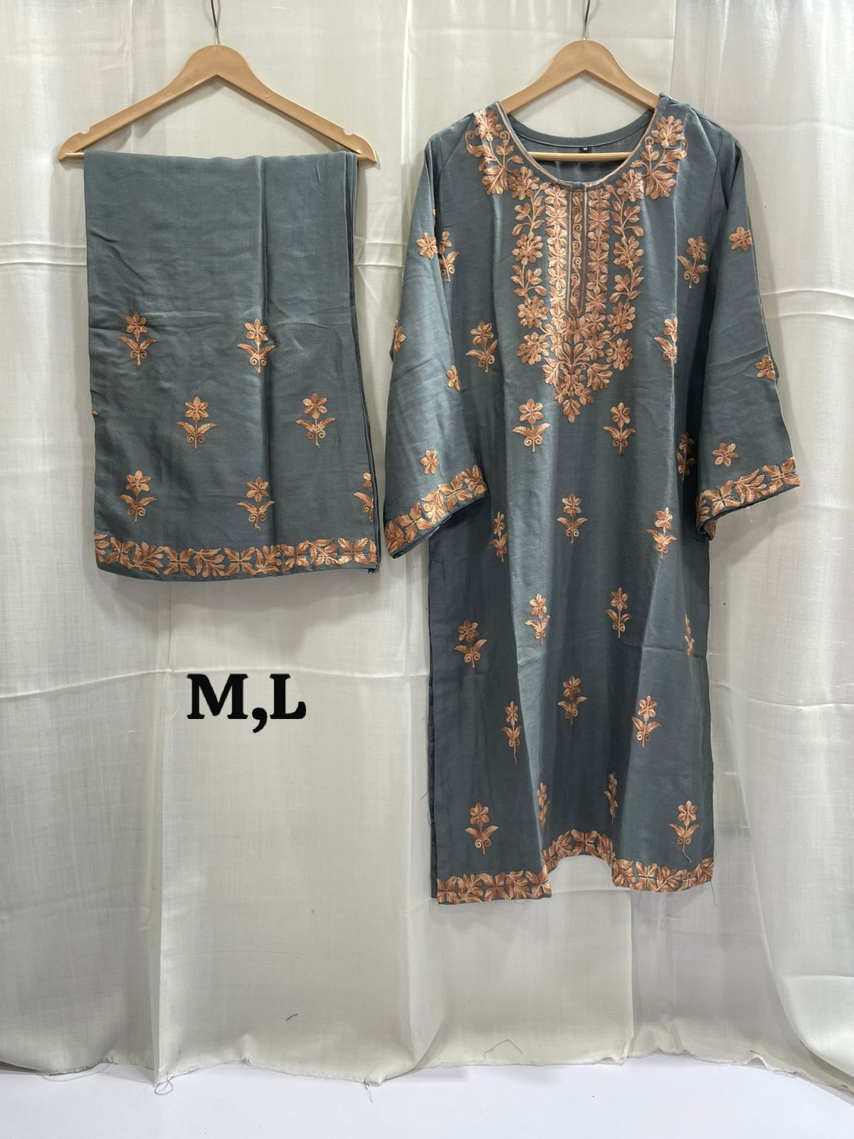 Kurta pants: Pashmina