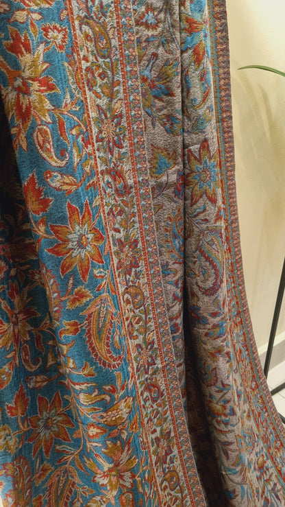 Reversible kaani shawl