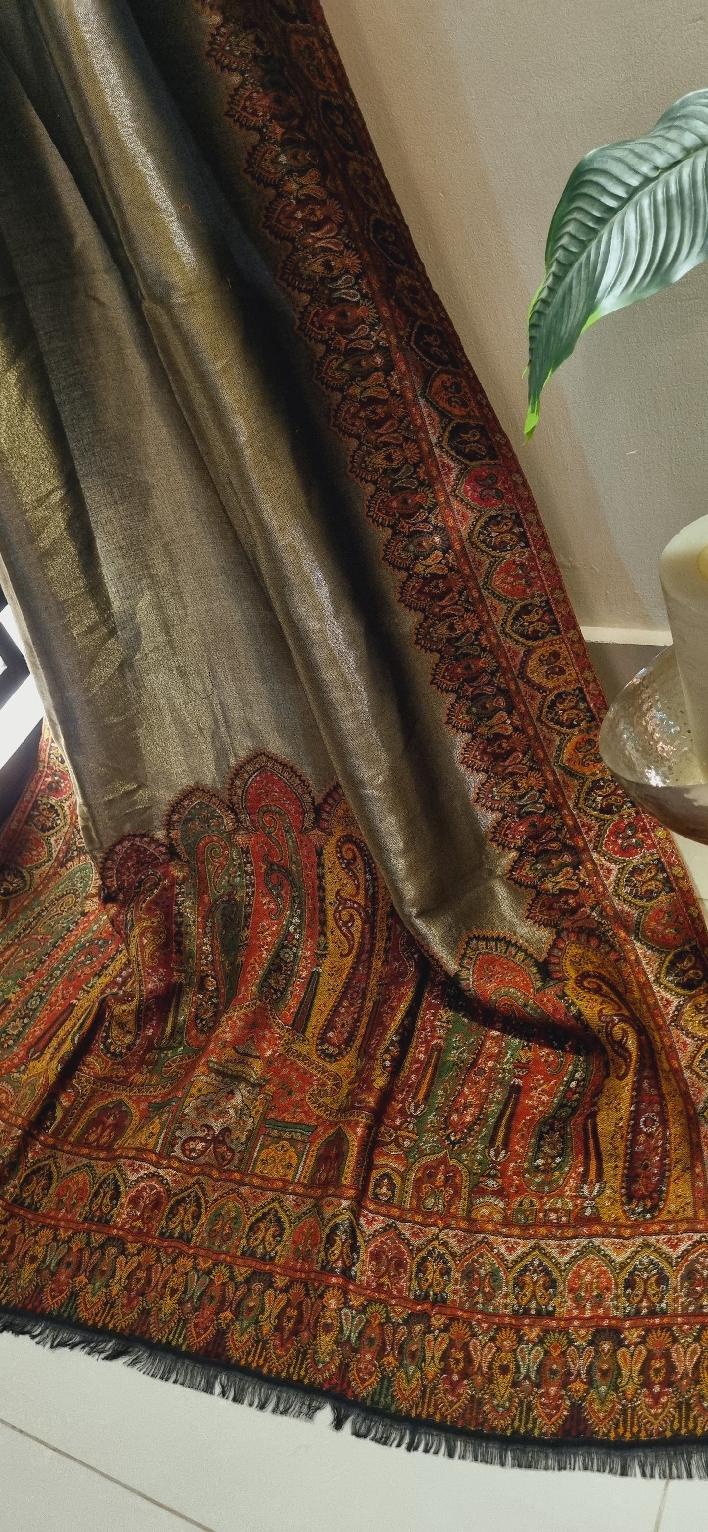 Gandhara reversible moonlight kaani shawl
