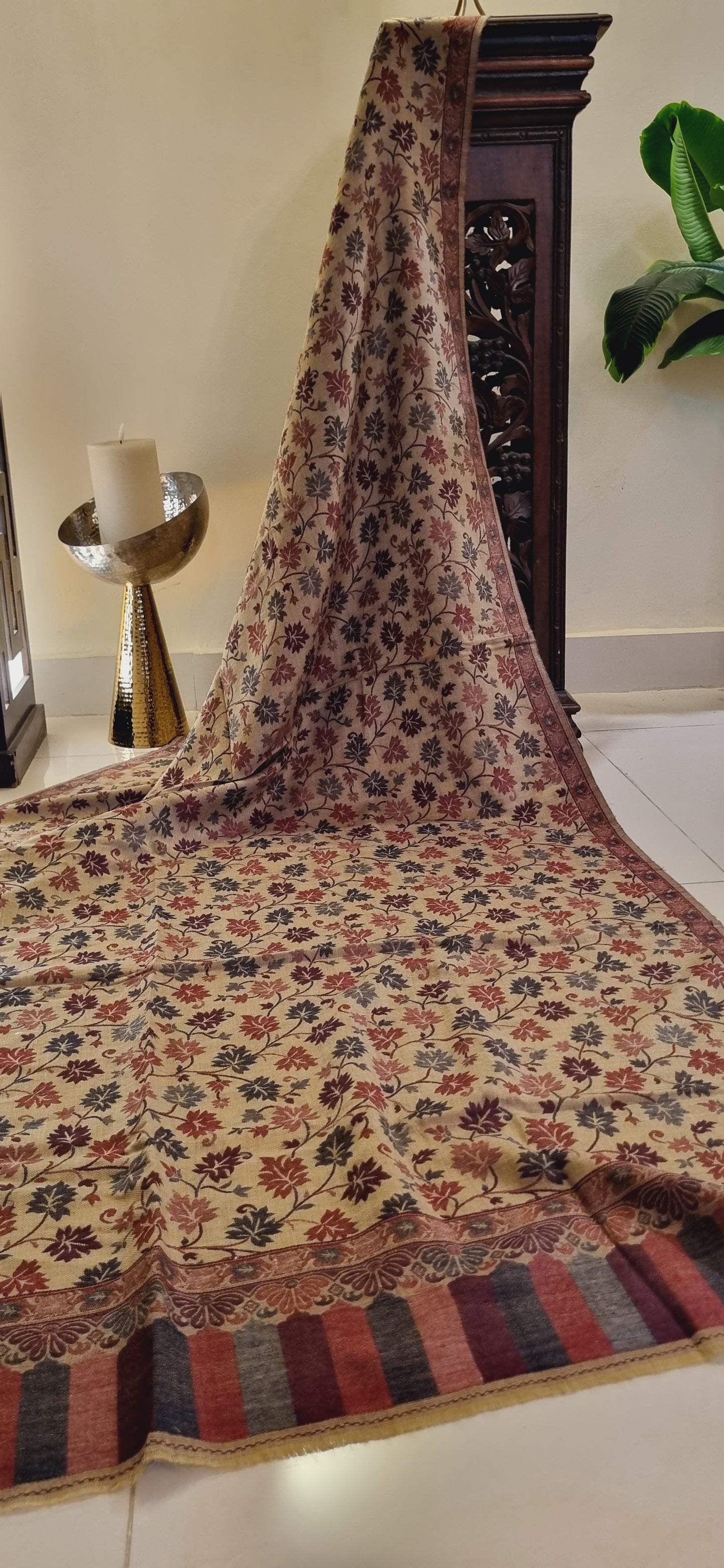 Woollen pashmina kaani shawl