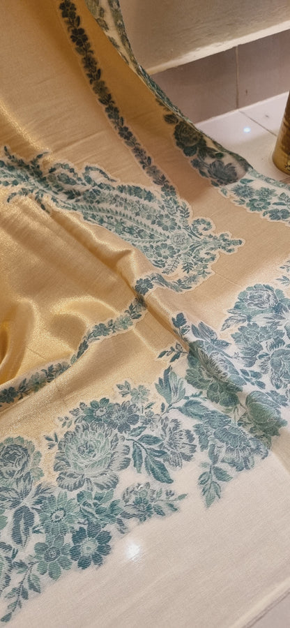 Pyari shawl