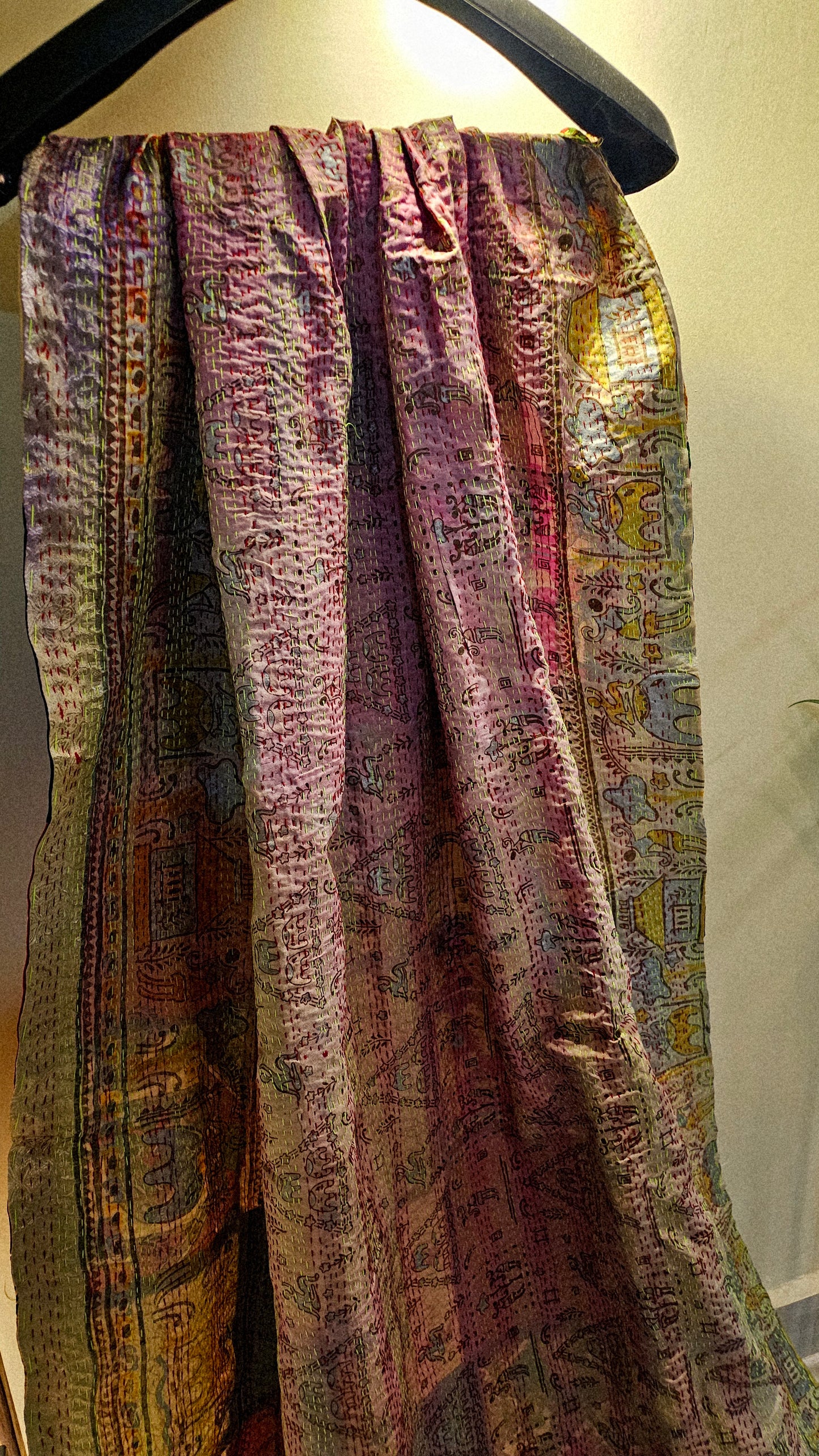 Hand embroidered rilli duapta