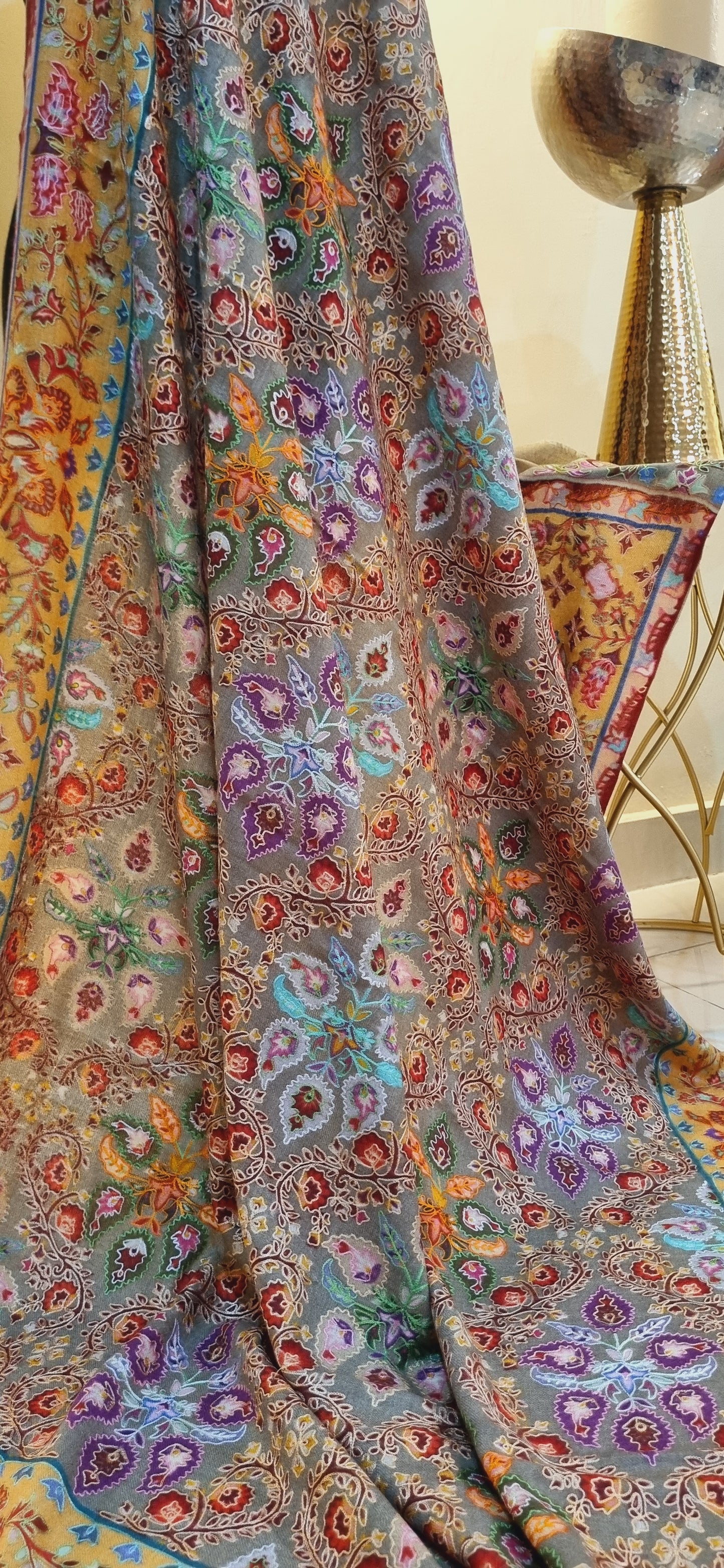 Reelkar pashmina shawl