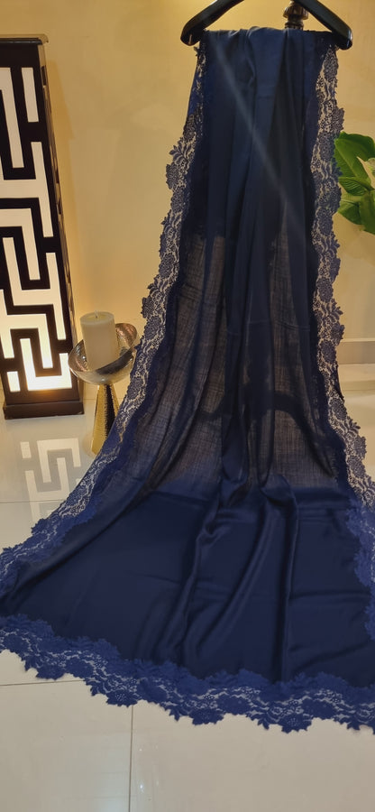 Pashmina chantilly shawl