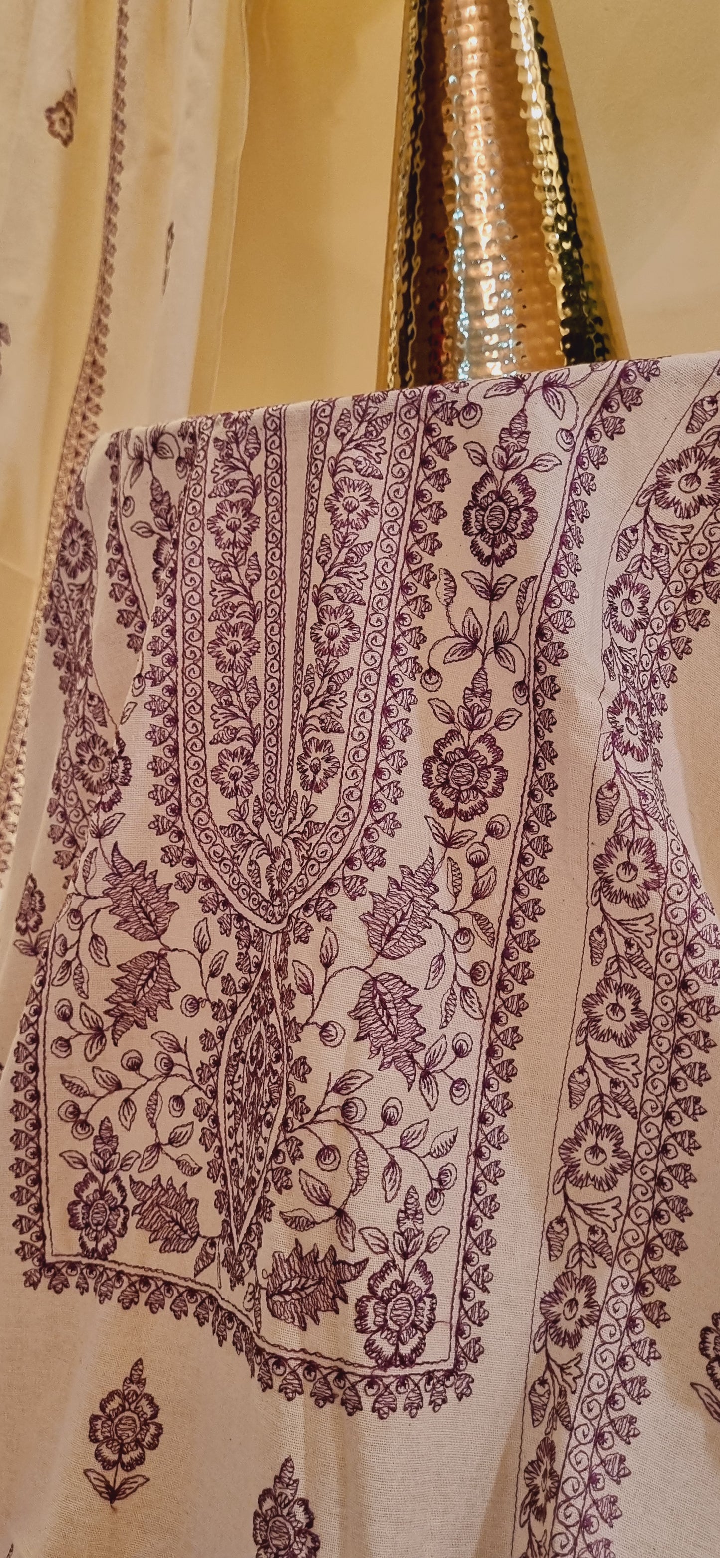 Khaddar karandi embroidered three piece